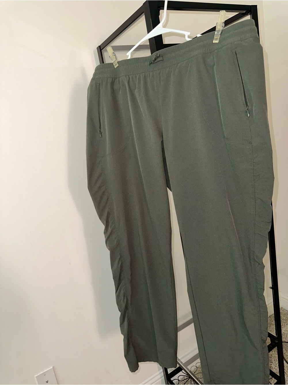 Kuhl Women’s Olive Pants Sz 1X